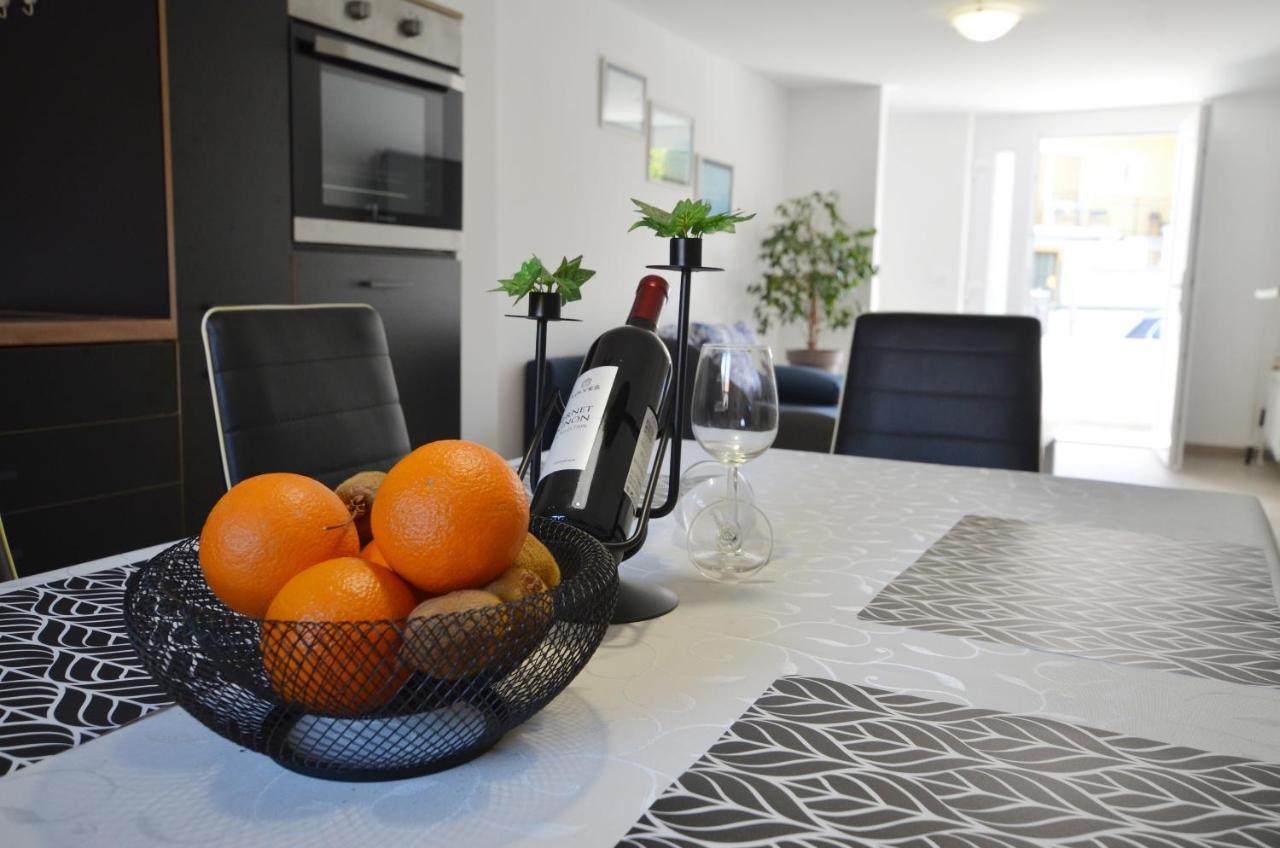 Katy Apartment 로비니 외부 사진