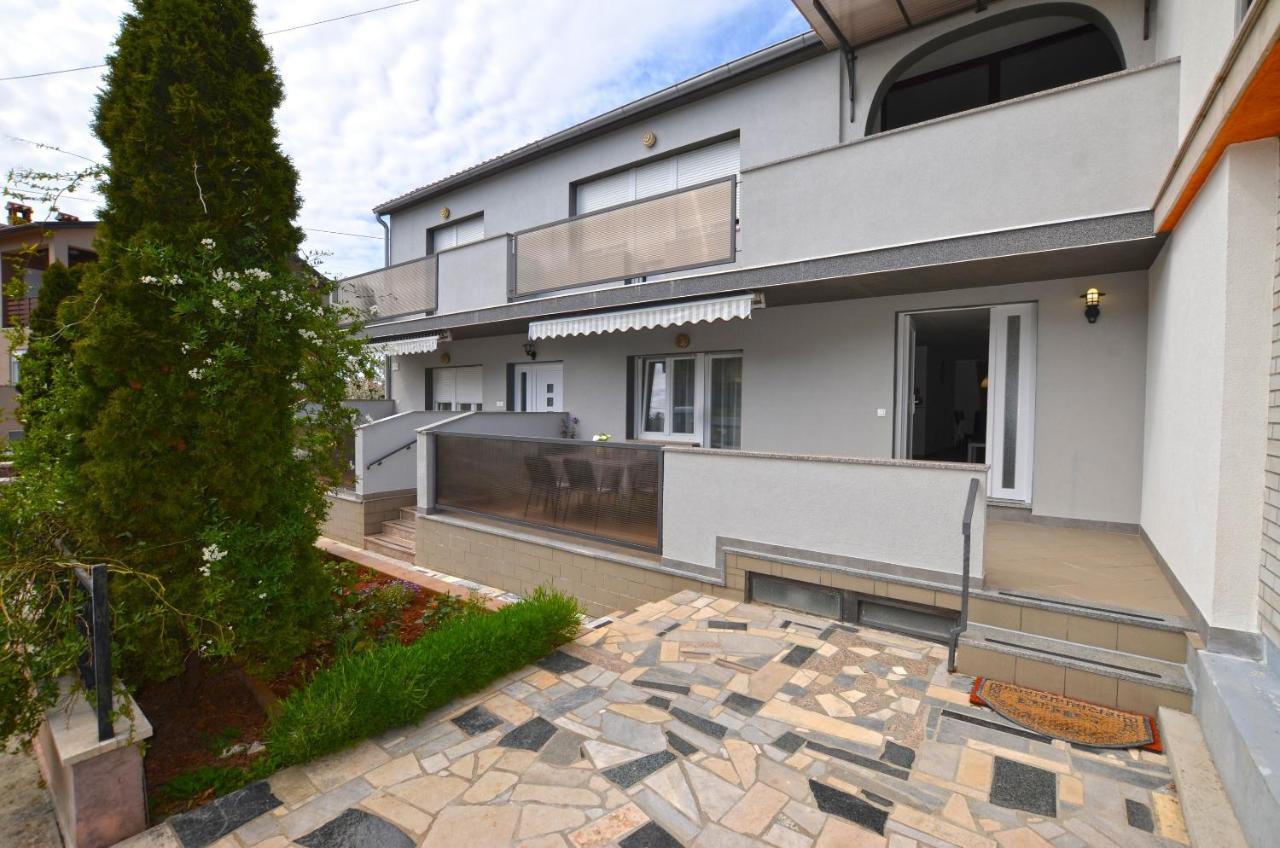 Katy Apartment 로비니 외부 사진